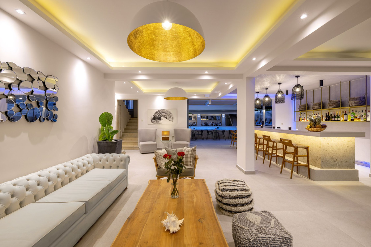LA STELLA SUITES