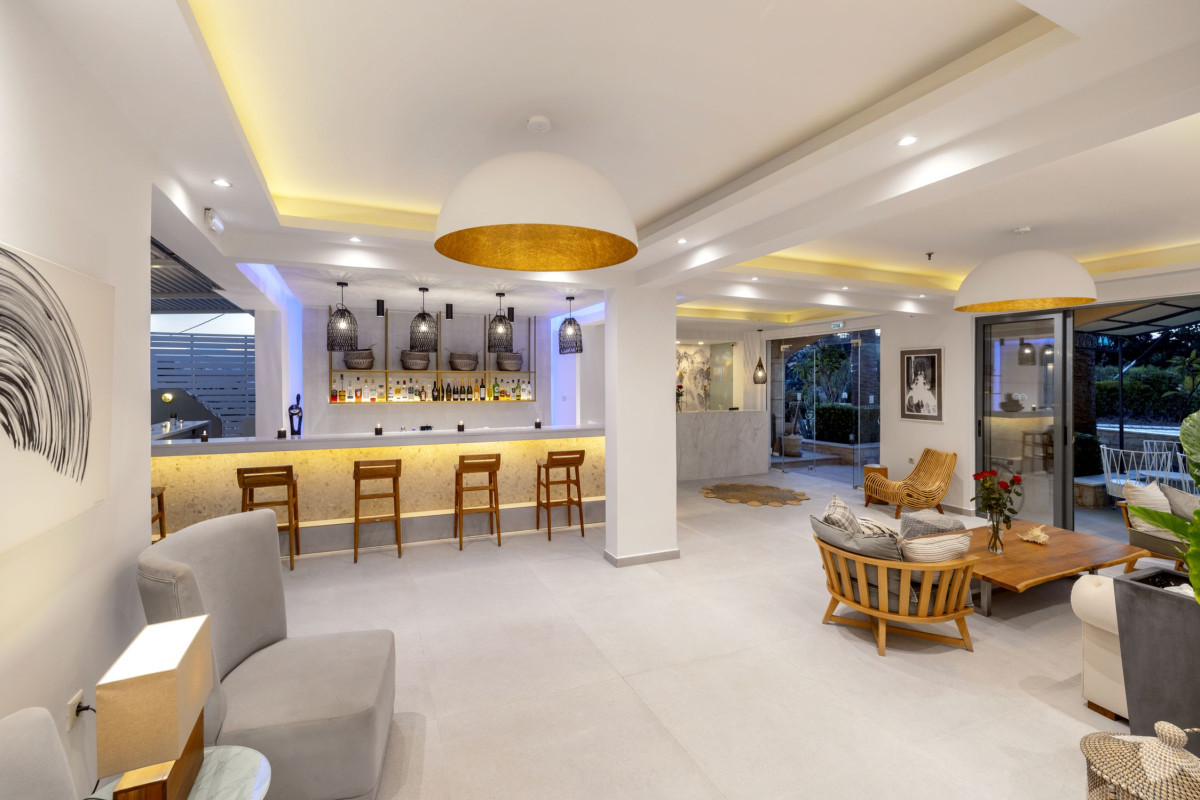 LA STELLA SUITES