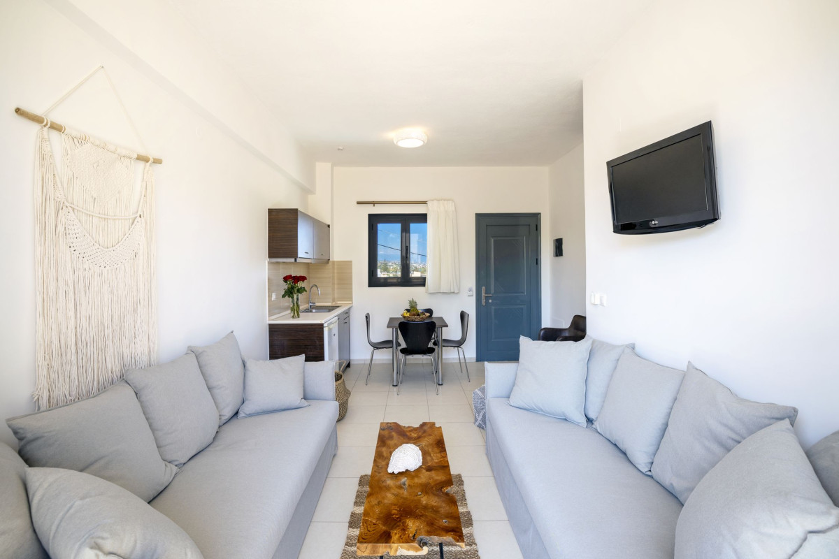 LA STELLA SUITES