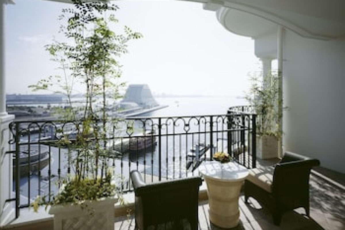 LA SUITE KOBE HARBORLAND