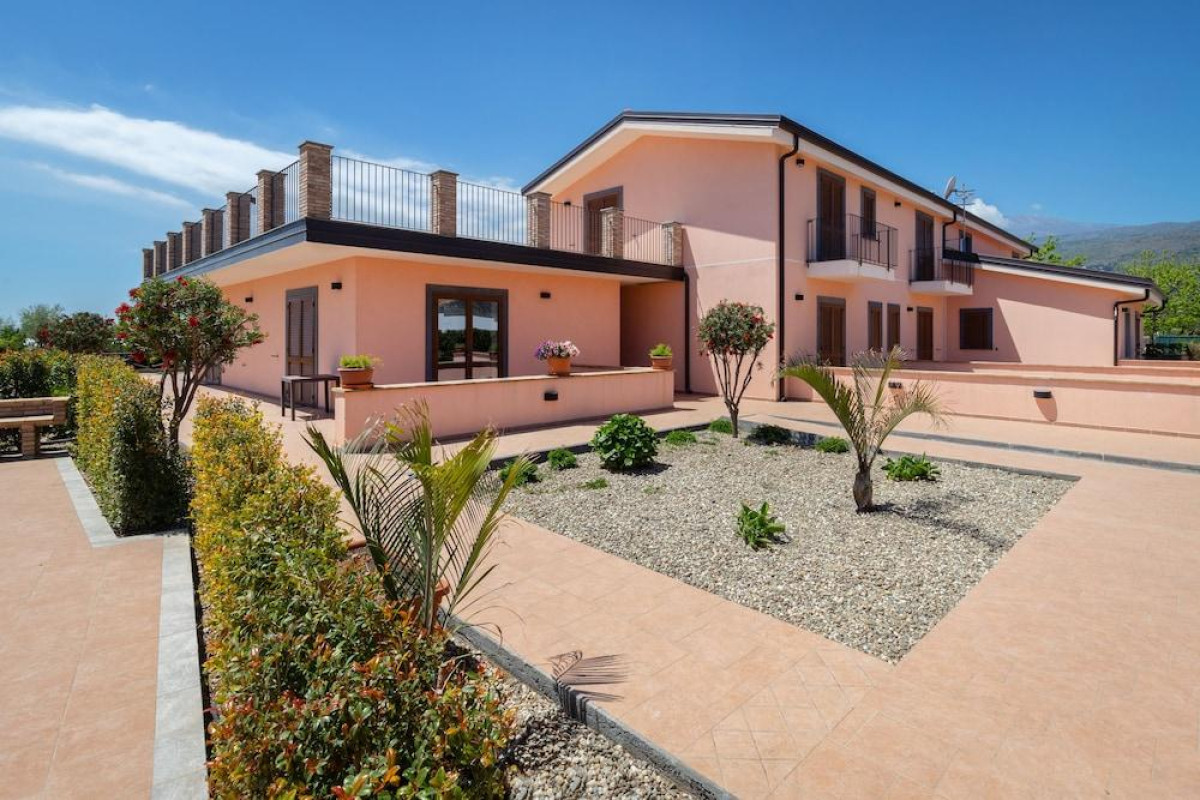 La Terra Dei Sogni Country Hotel
