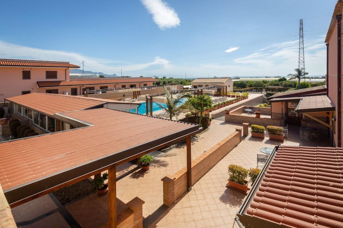 La Terra Dei Sogni Country Hotel