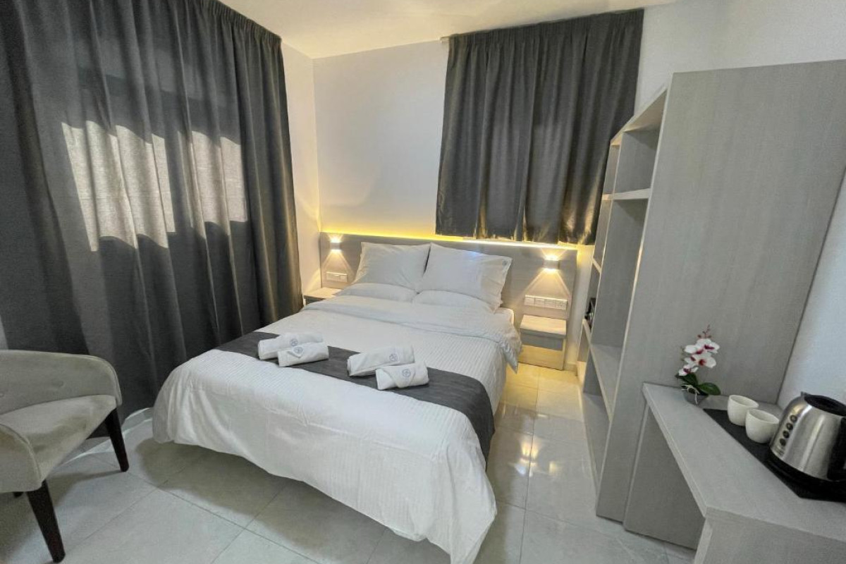 LA VERANDA HOTEL
