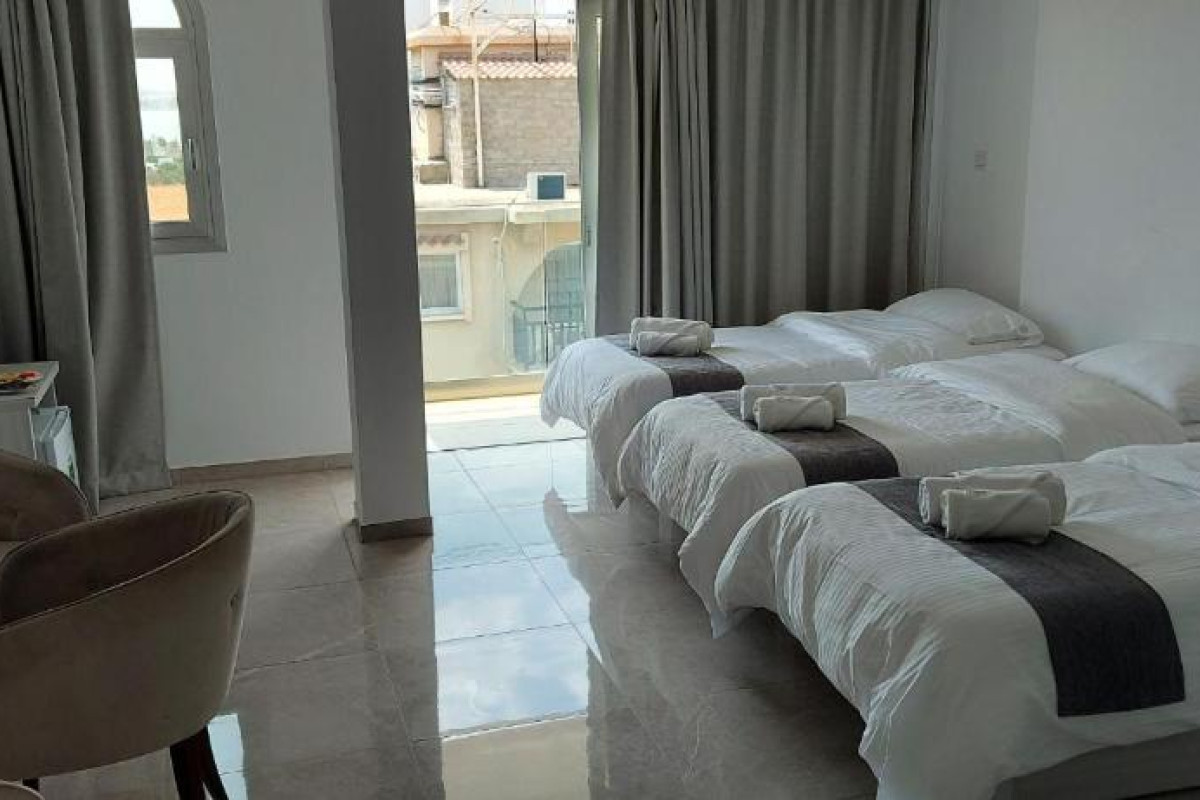 LA VERANDA HOTEL