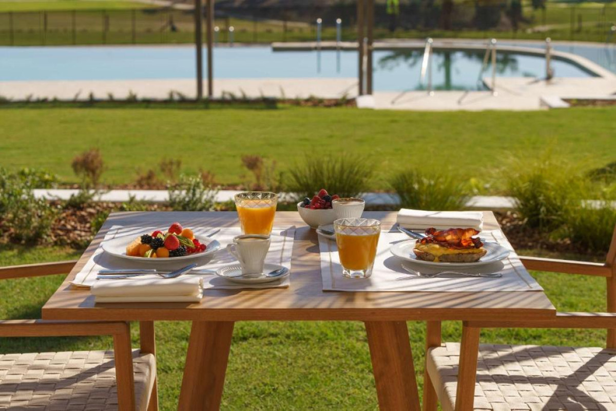 La Zambra Resort - The Unbound Collection by Hyatt