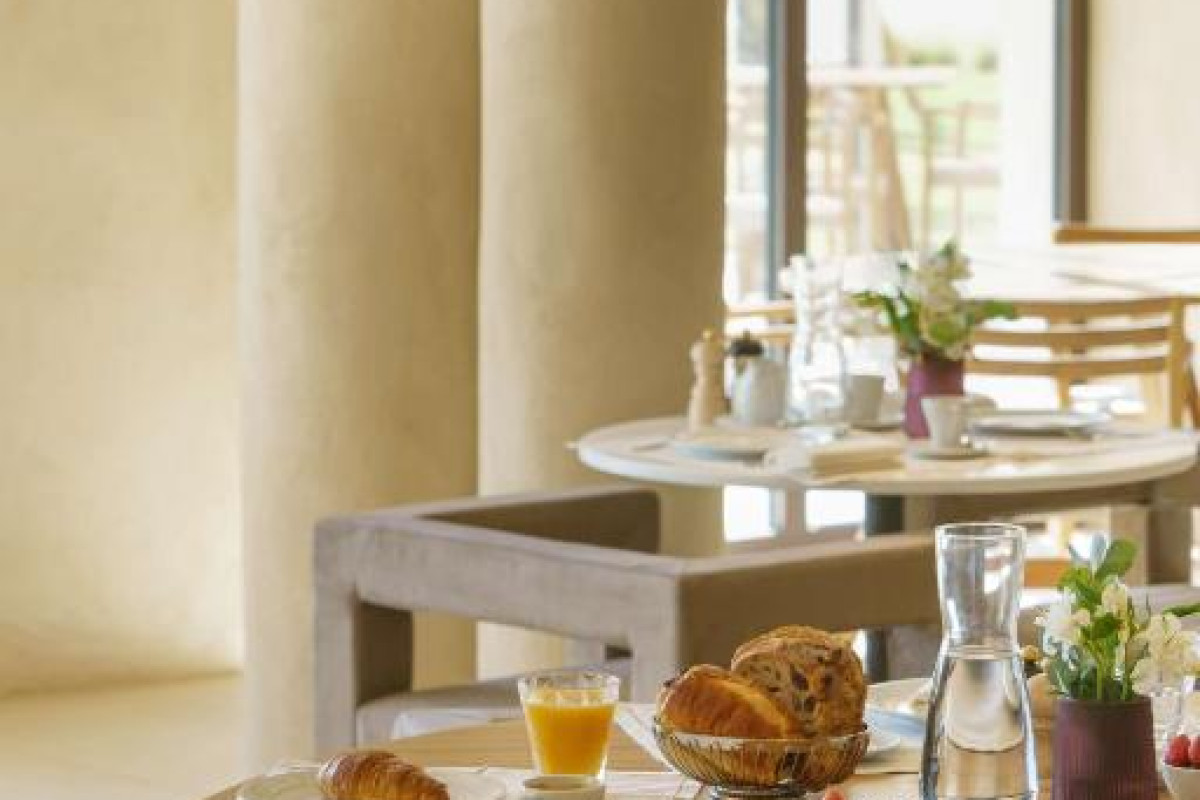La Zambra Resort - The Unbound Collection by Hyatt