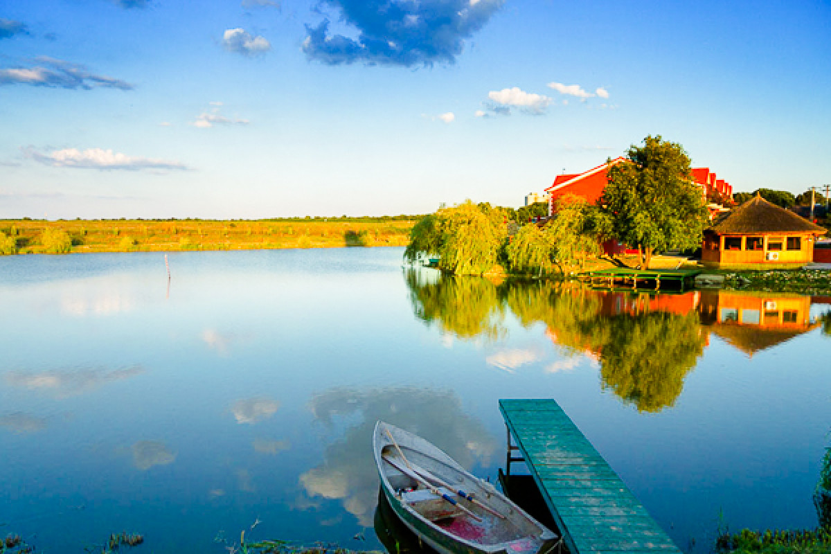 Lacul Racilor