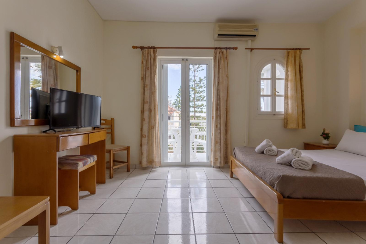 Laganas Holidays Hotel