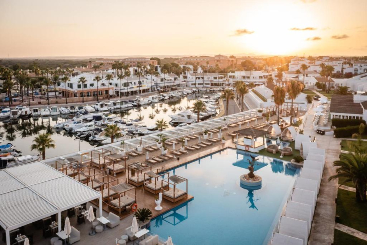 Lago Resort Menorca - Casas del Lago Adults Only