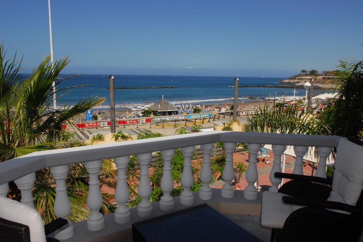 LAGOS DE FANABE BEACH RESORT