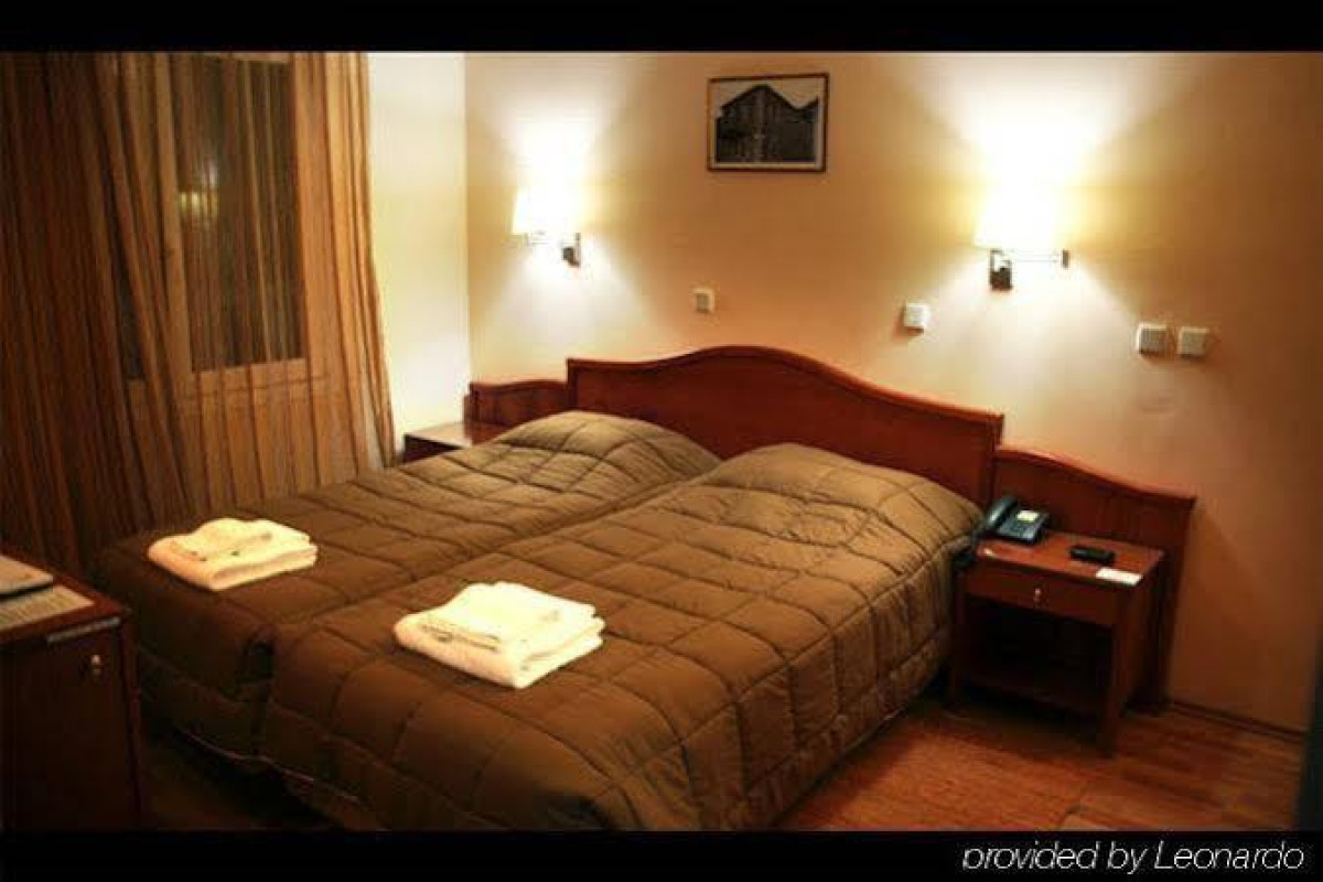 Lakonia Hotel