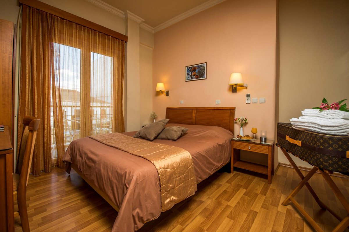 Lakonia Hotel