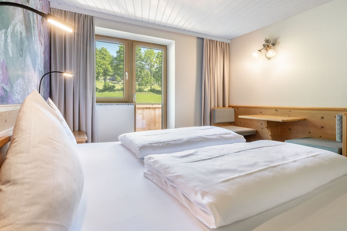 LANDHAUS AGER