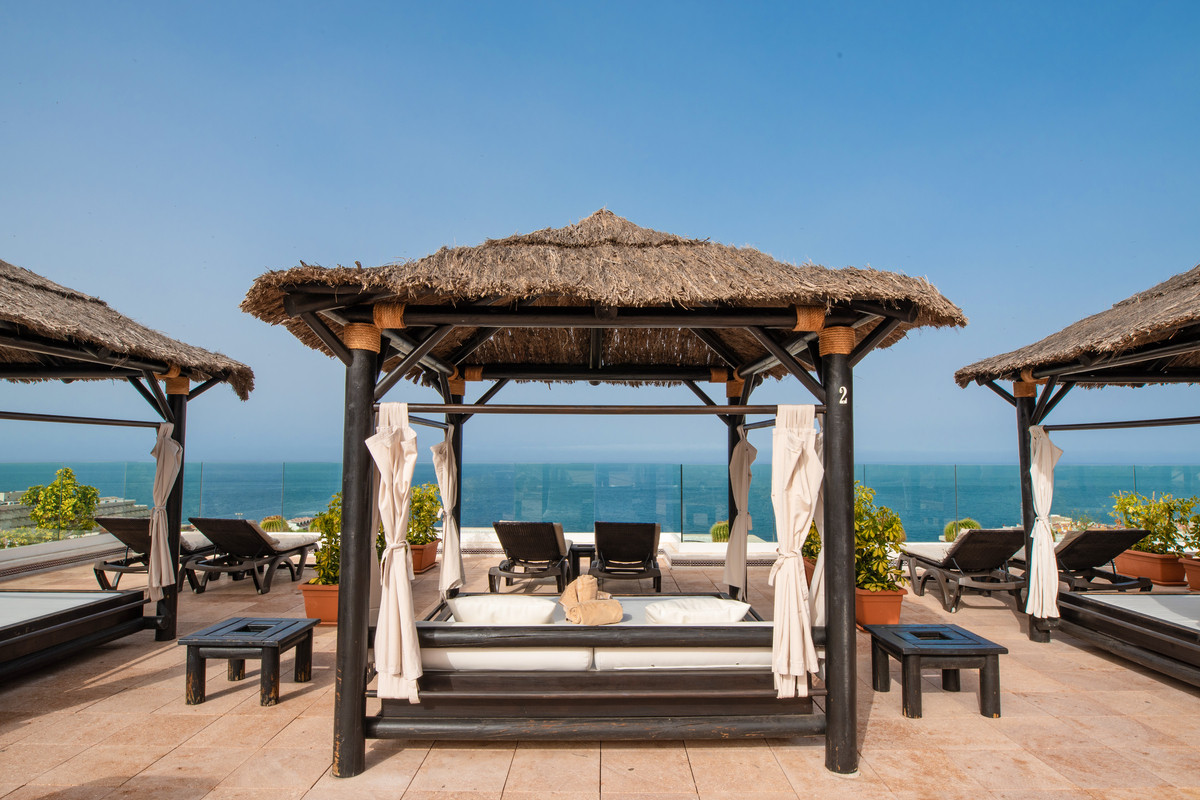 Landmar Costa Los Gigantes Family Resort