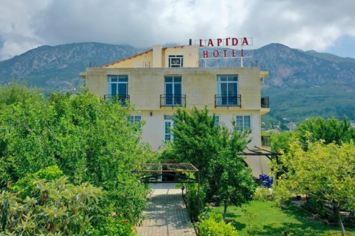 LAPIDA HOTEL