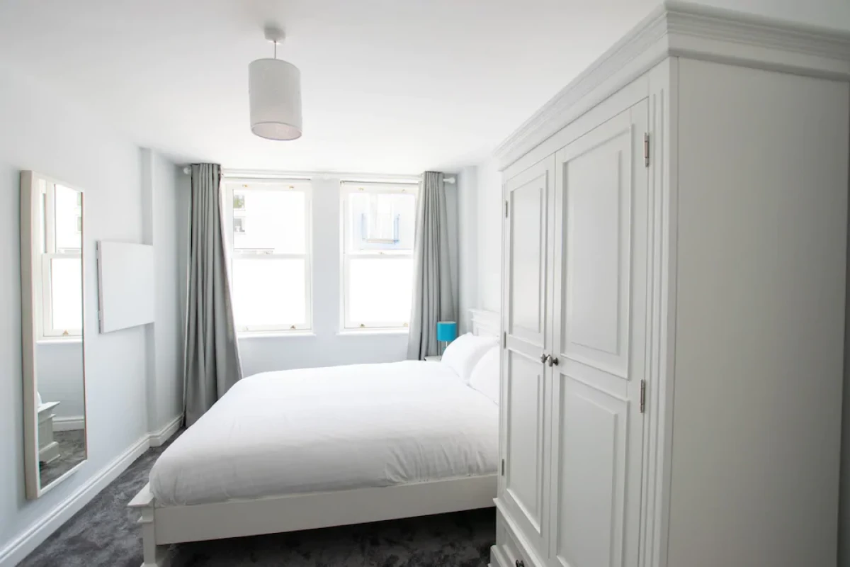 Large Garden Apartment Central Bristol