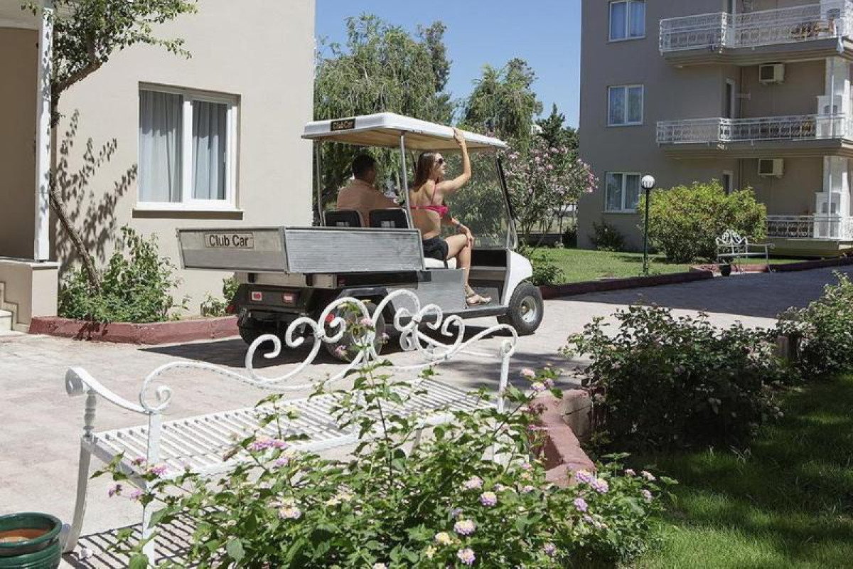 LARISSA HOLIDAY BEACH CLUB