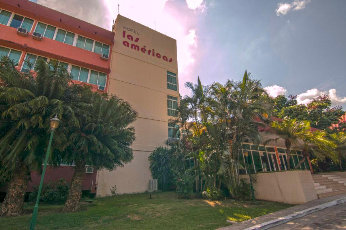 Las Americas
