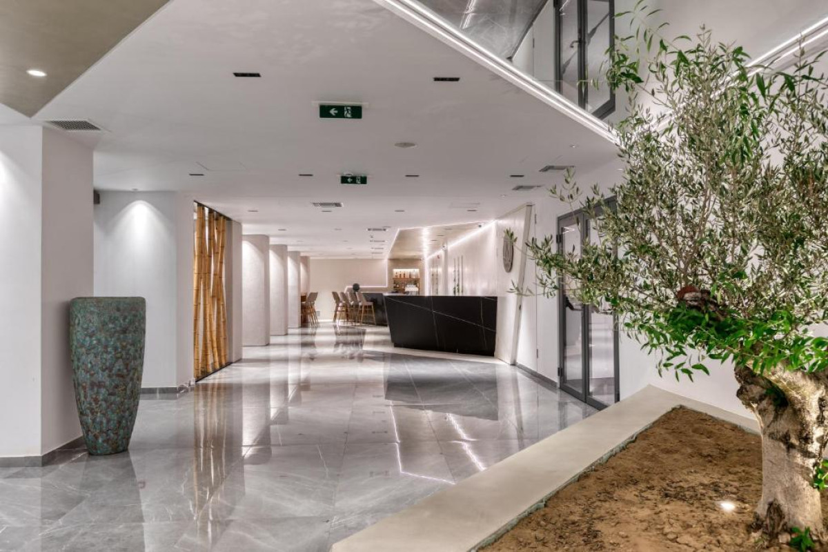 Las Hotel and Spa