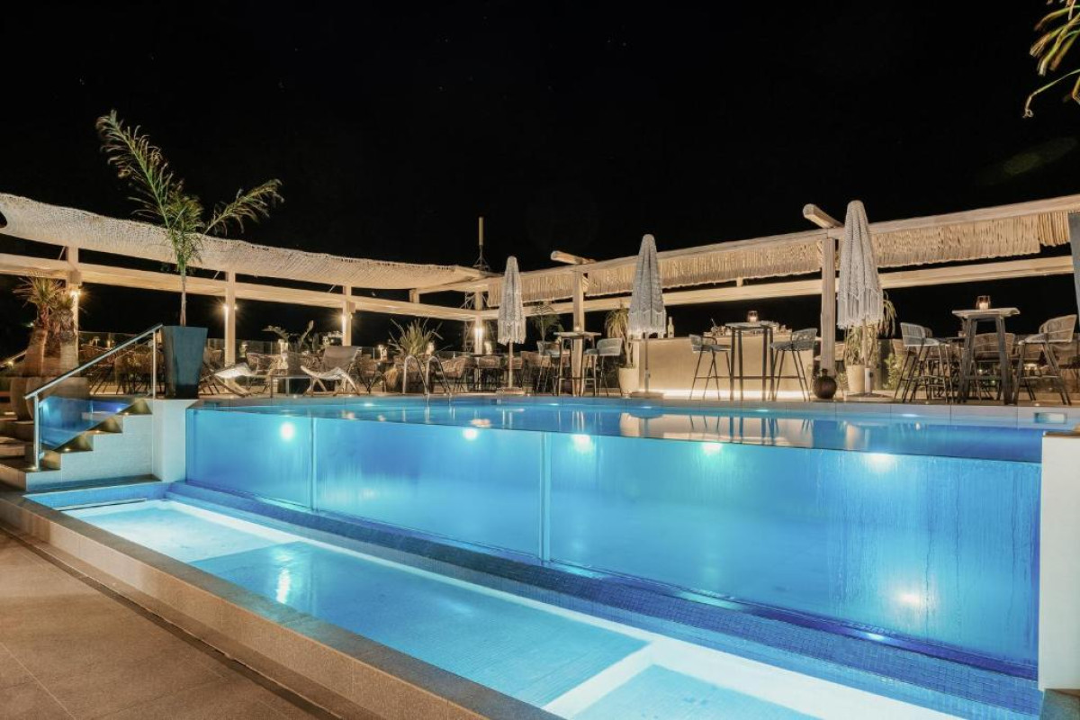 Las Hotel and Spa