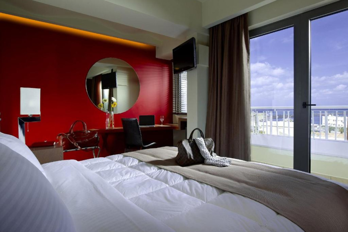 LATO BOUTIQUE HOTEL