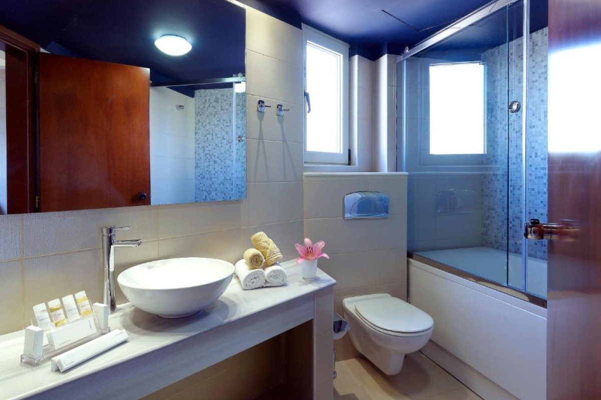 LATO BOUTIQUE HOTEL