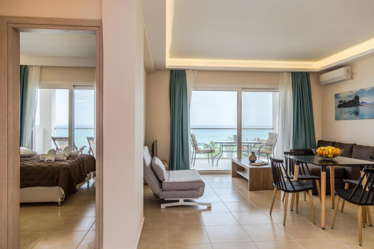 LAURA BEACH HOUSE