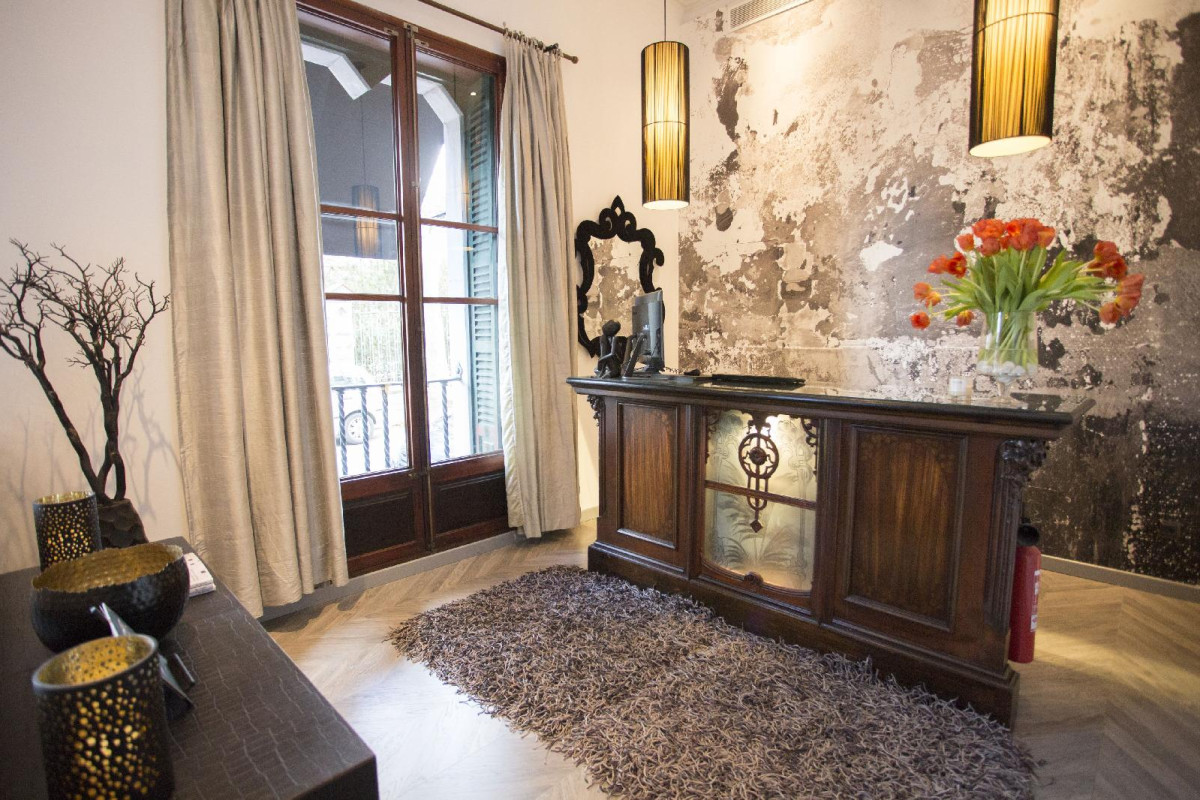 L'avenida Hotel