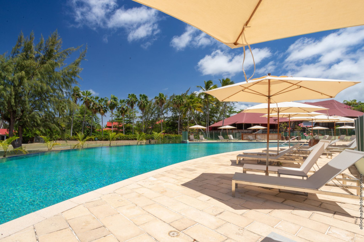 Le Cap Est Lagoon Resort & Spa