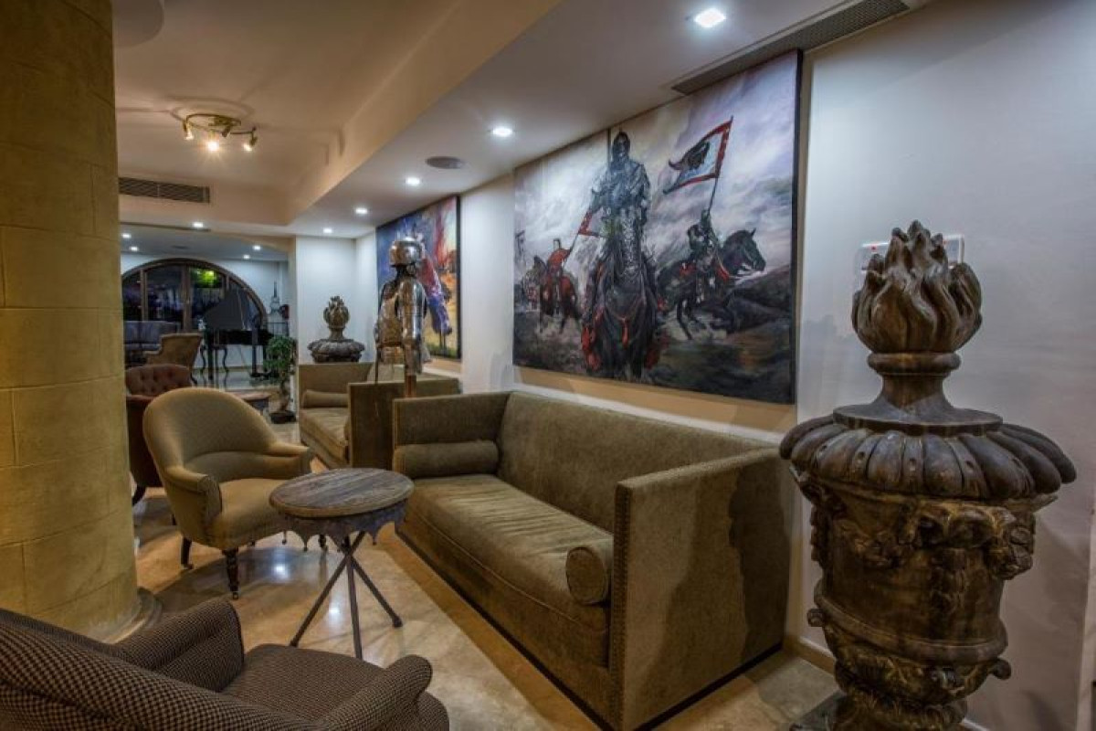 LE CHATEAU LAMBOUSA HOTEL