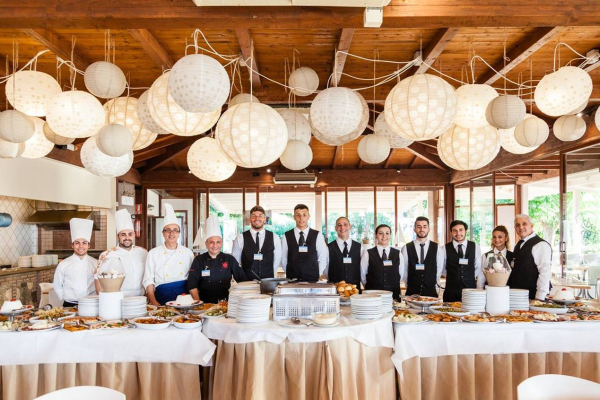 LE DUNE BEACH CLUB