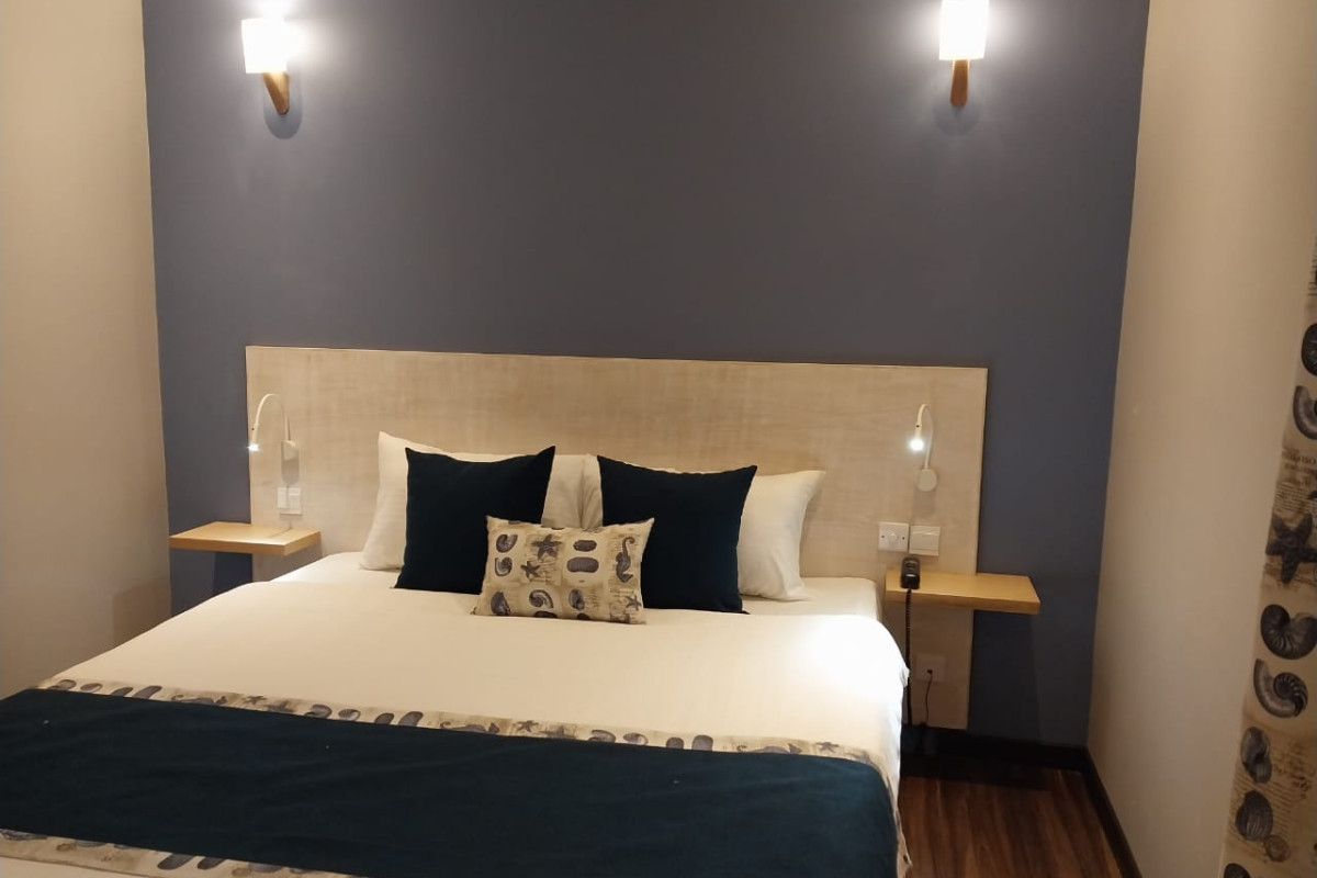 LE GRAND BLEU HOTEL