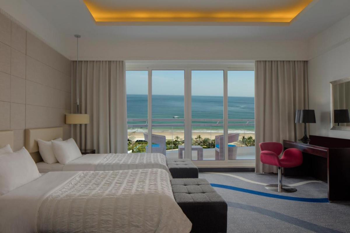 Le Meridien Al Aqah Beach Resort