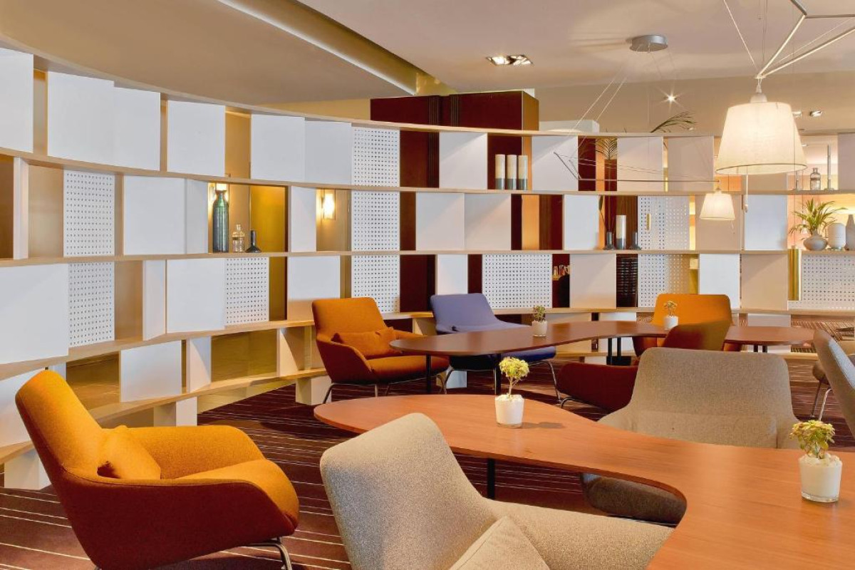 Le Meridien Beach Plaza