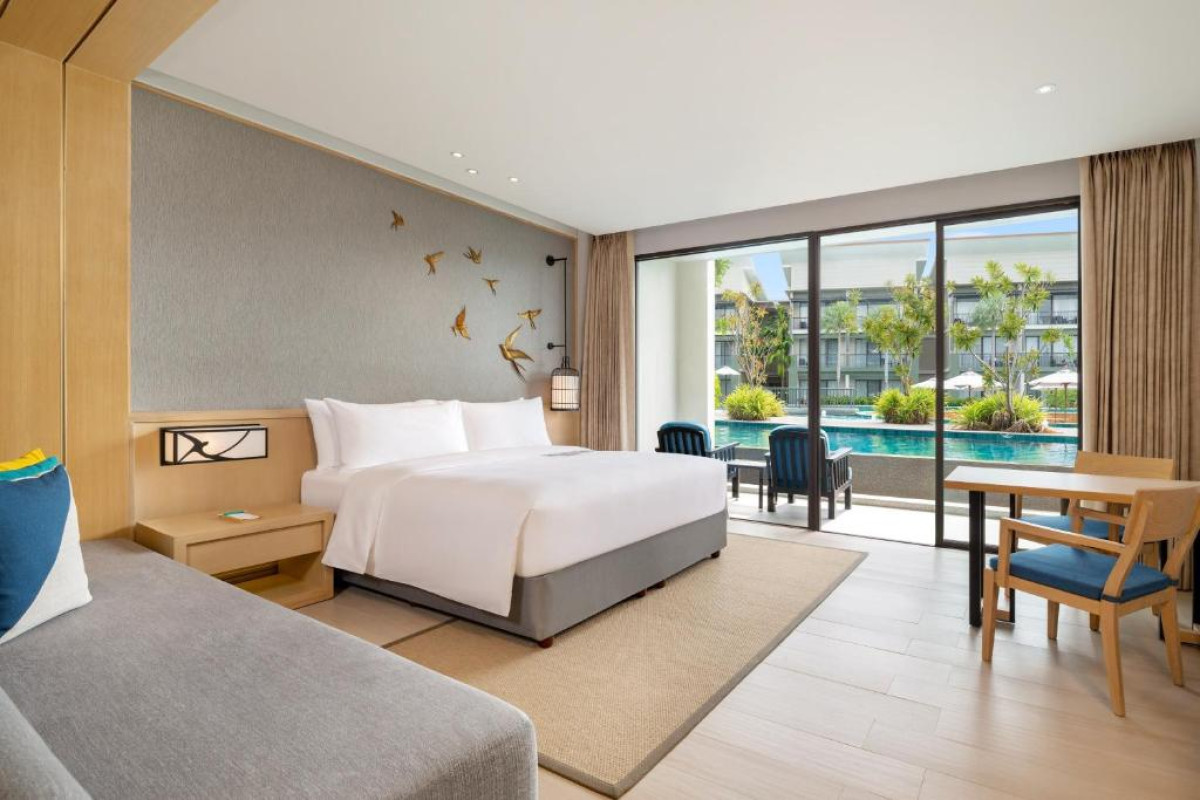 Le Meridien Khao Lak Resort & Spa