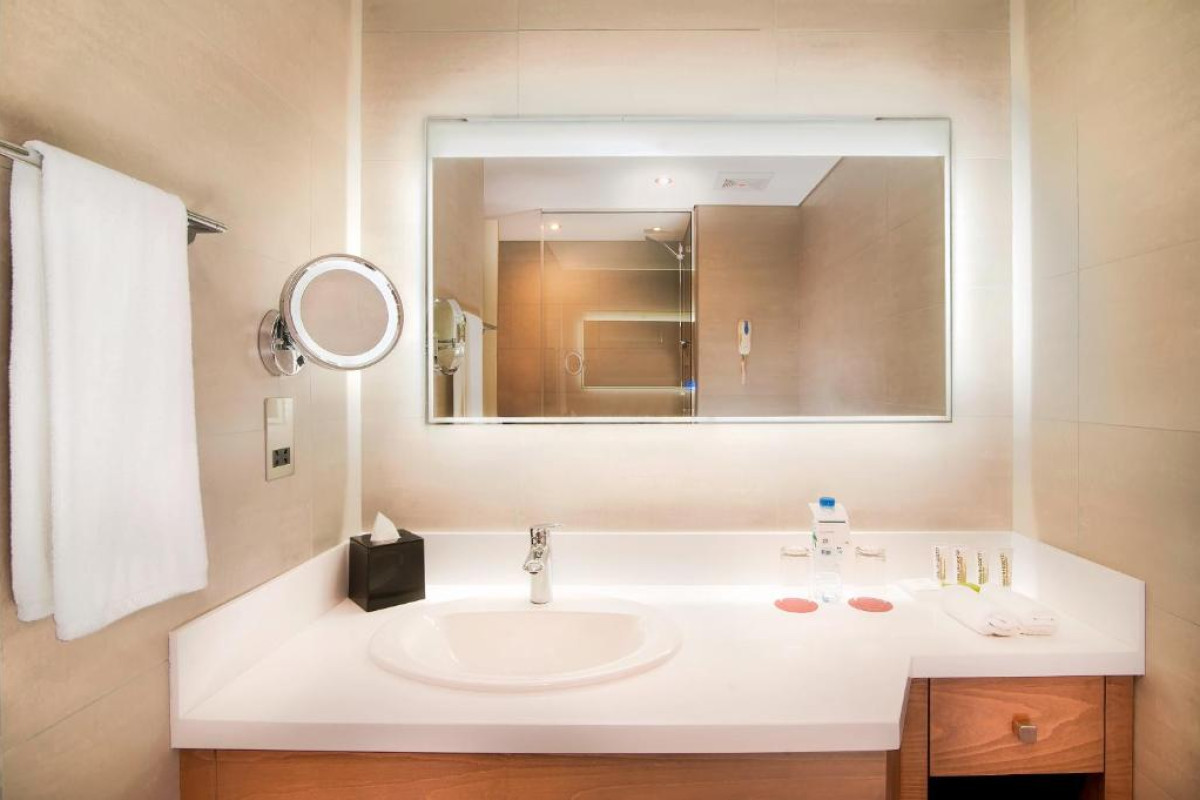 LE MERIDIEN ABU DHABI