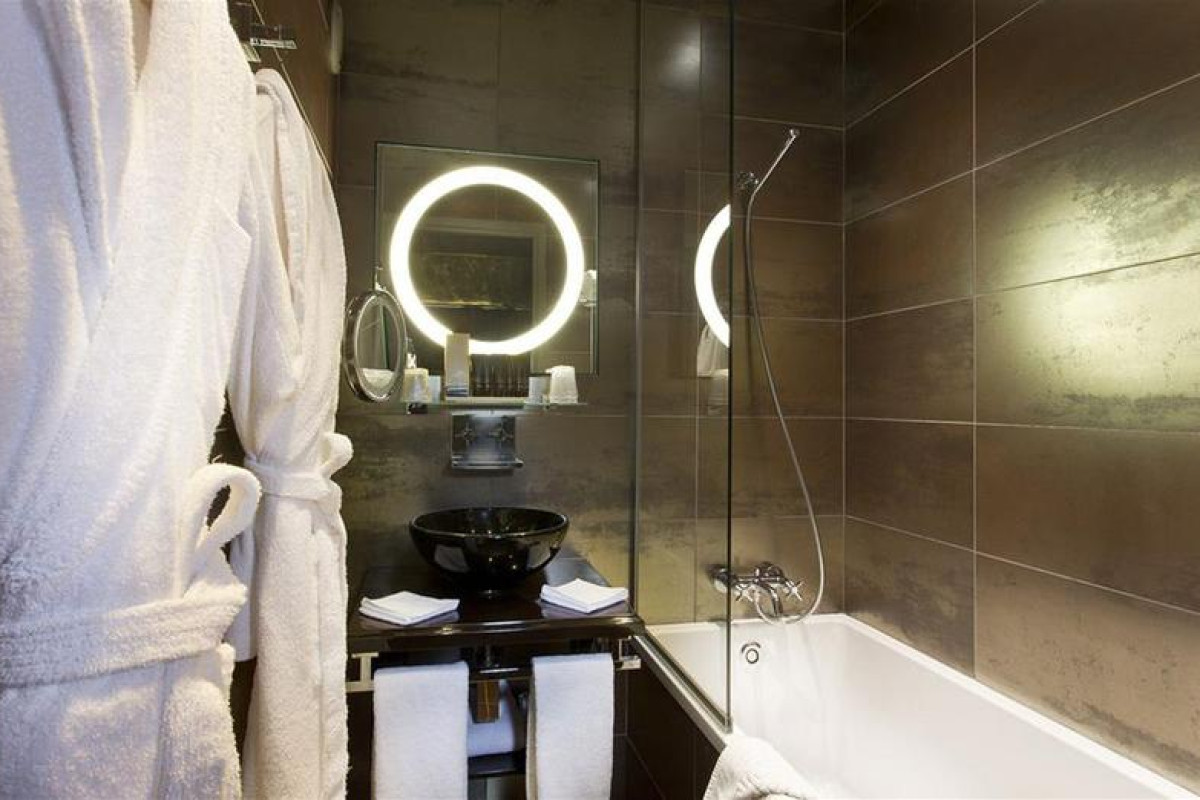 Le Petit Beaumarchais Hotel & Spa