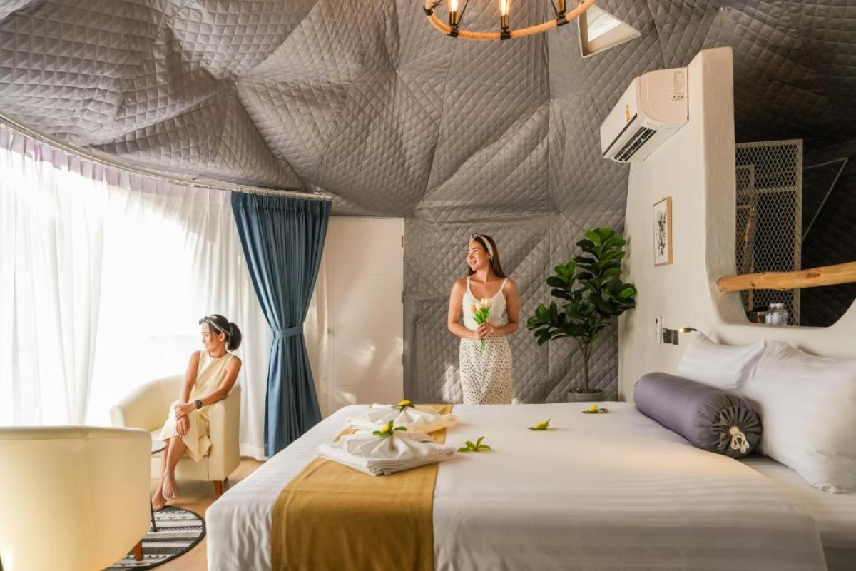 LE RESORT AND VILLAS