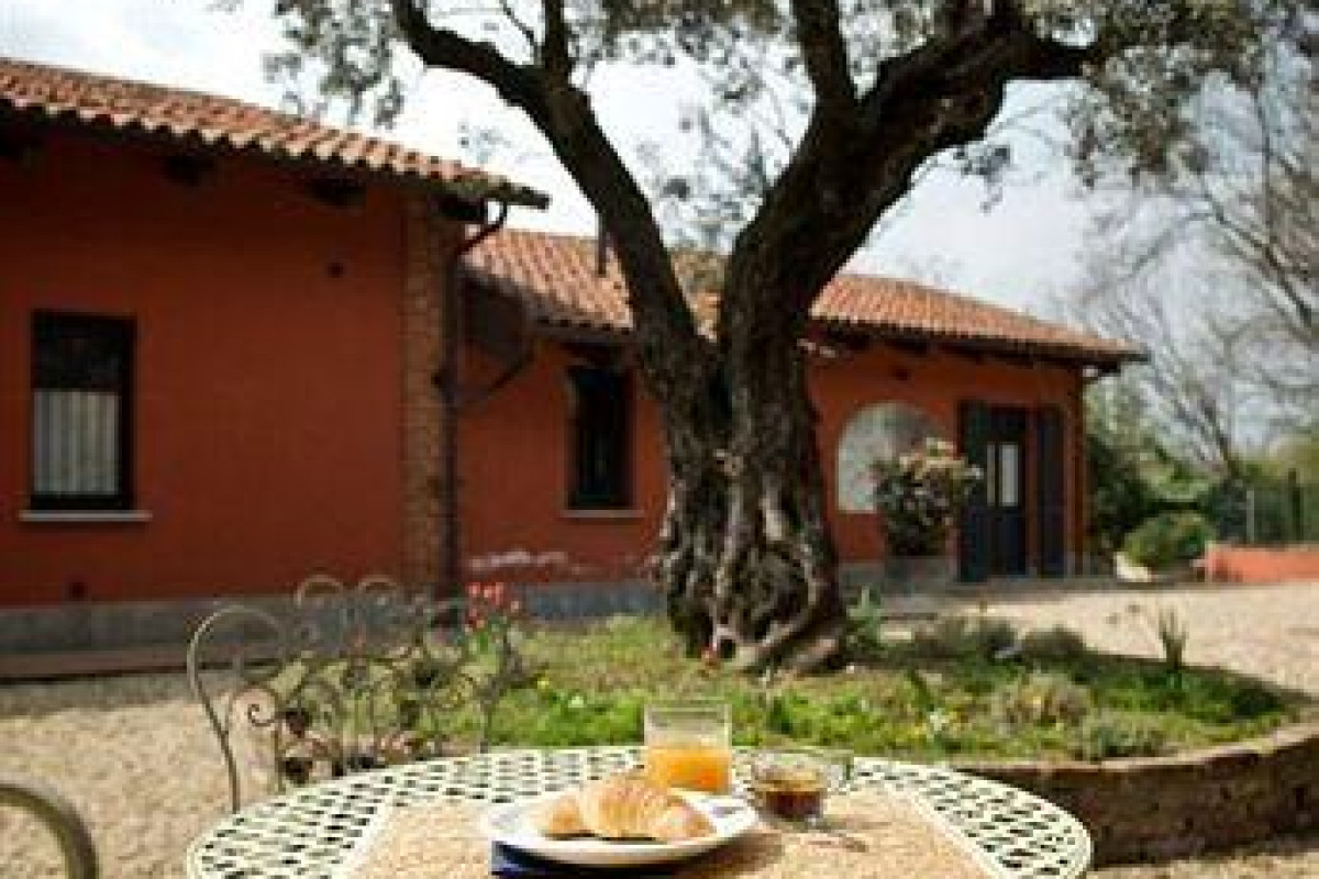 Le Serre Suites & Apartments
