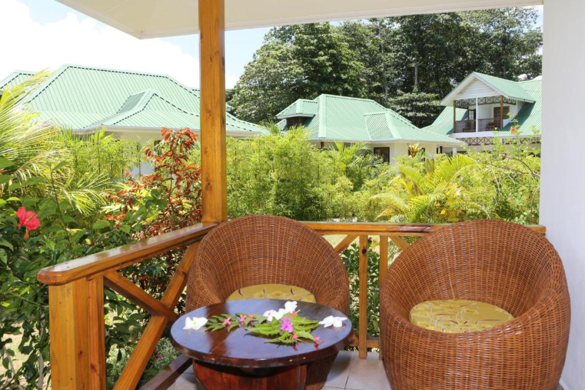 Le Surmer Self Catering Chalets Resort