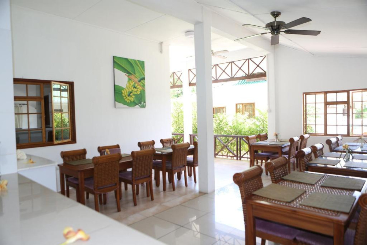 Le Surmer Self Catering Chalets Resort