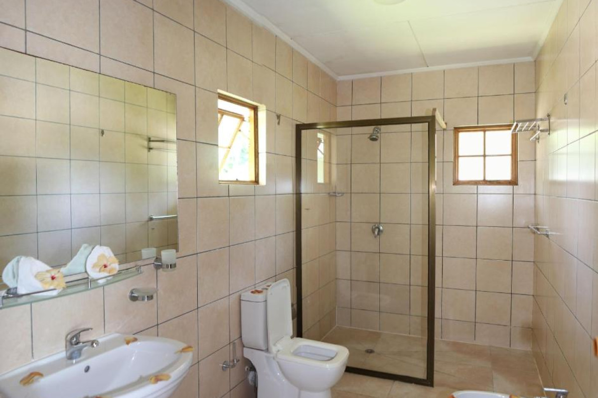 Le Surmer Self Catering Chalets Resort
