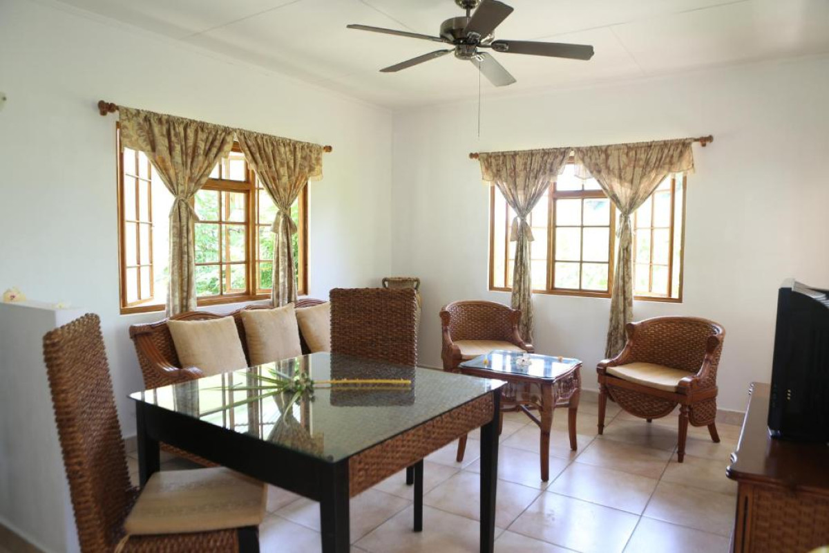 Le Surmer Self Catering Chalets Resort