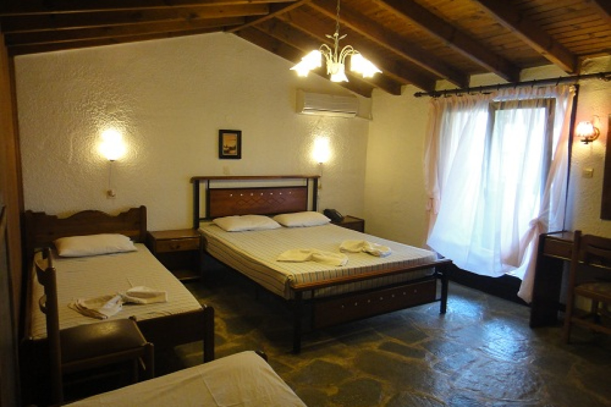 Leandros Hotel