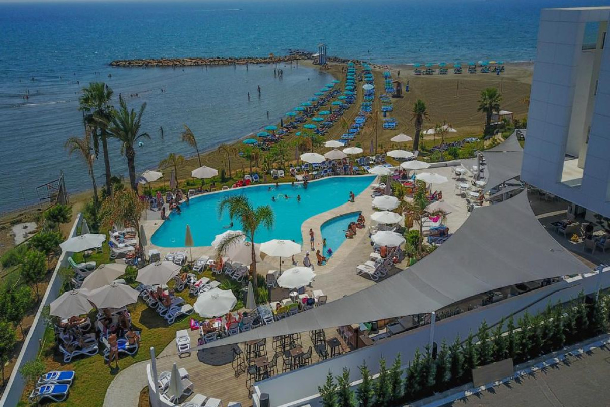 Lebay Beach Hotel