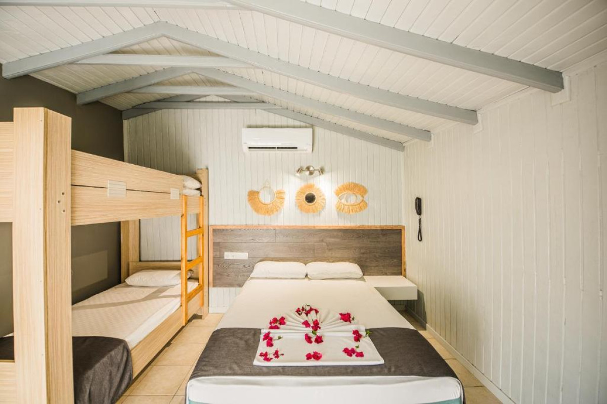 LEDA BEACH HOTEL