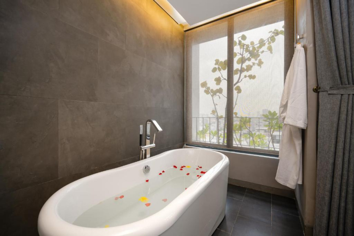 LEGEND Boutique Hotel