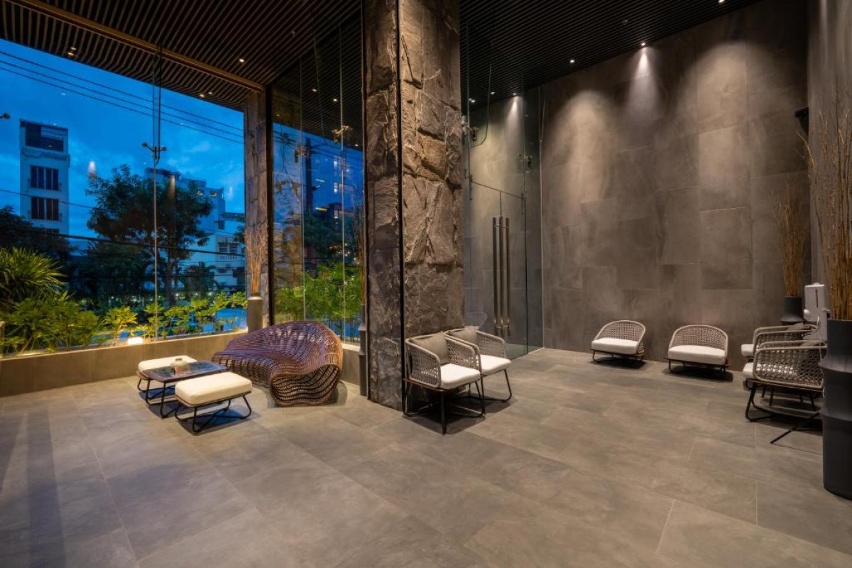 LEGEND Boutique Hotel