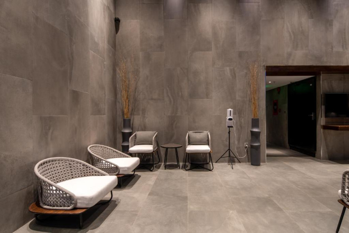 LEGEND Boutique Hotel