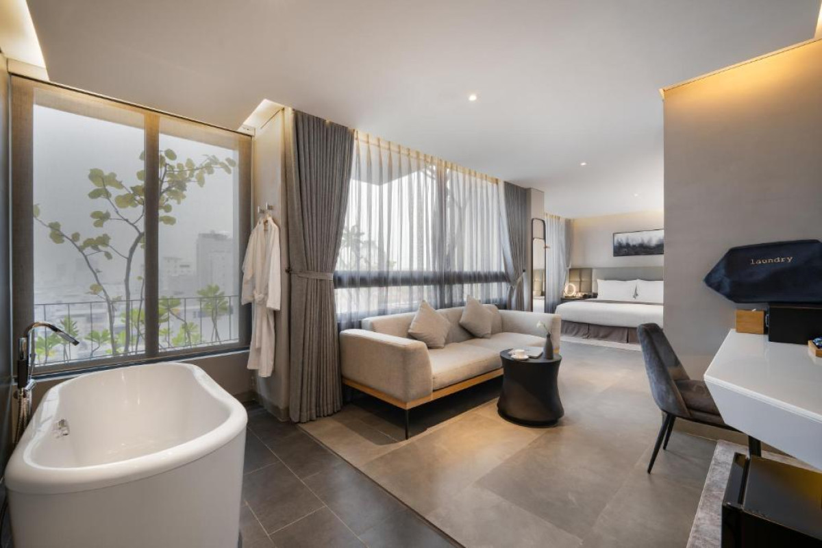 LEGEND Boutique Hotel
